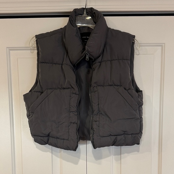 Love Tree Black Puffer Vest Size S - Picture 7 of 7